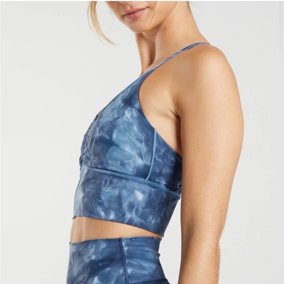 Gymshark Blue Spray Dye Sports Bra Medium Elevate Longline Lakeside Blue Tie-Dye - Picture 11 of 12